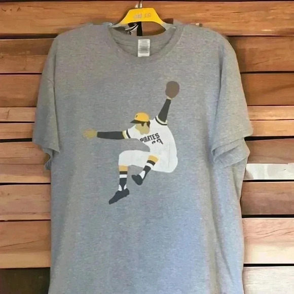 Pittsburgh Pirates Gildan “Steve Blass 1971 World Series" Sugardale XL T-Shirt - Picture 2 of 3